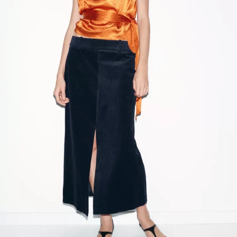 NWT ZARA Corduroy Front Slit Midi Skirt Navy Blue High Rise Pencil Straight Sz S